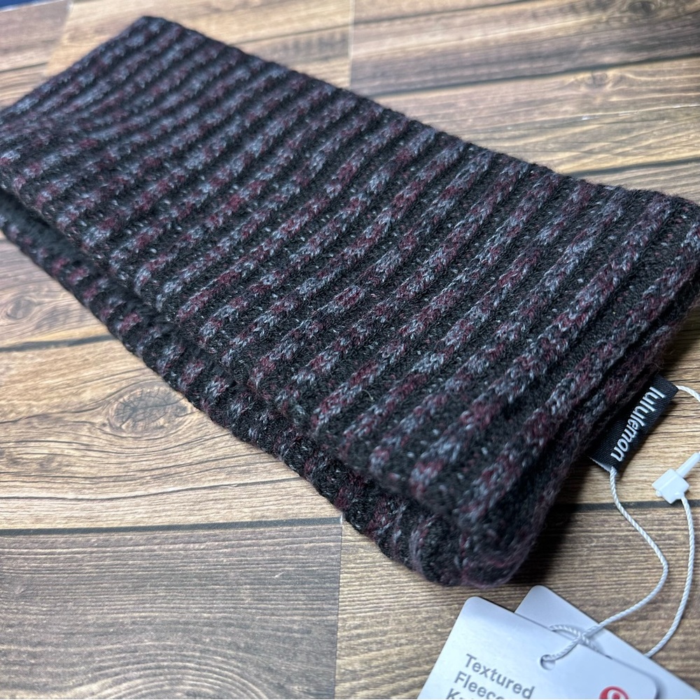 Lululemon Textured Fleece Lined Knit Ear Warmer NWT ONE SIZE (C8DH/BLK) - Picture 3 of 9